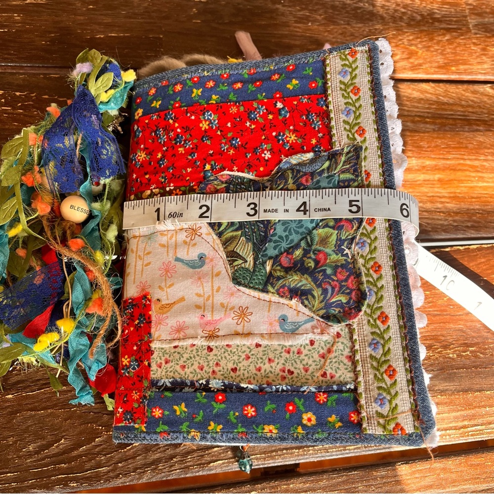 Junk Journal Vintage Cottagecore Country Granny Floral Flowers Decorated 3 Sig - Picture 4 of 16
